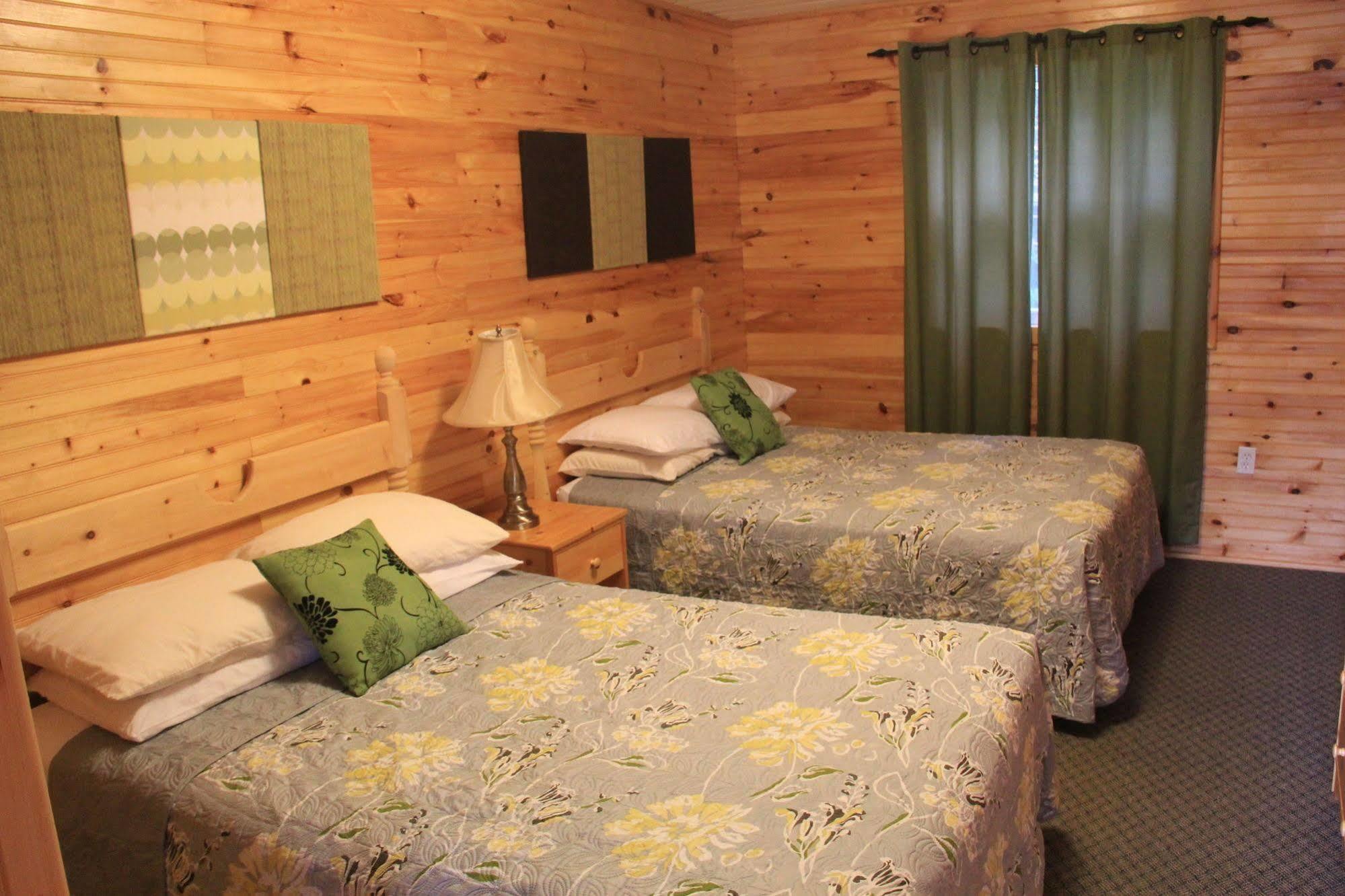 Hidden Acres Cottages Cavendish Luaran gambar