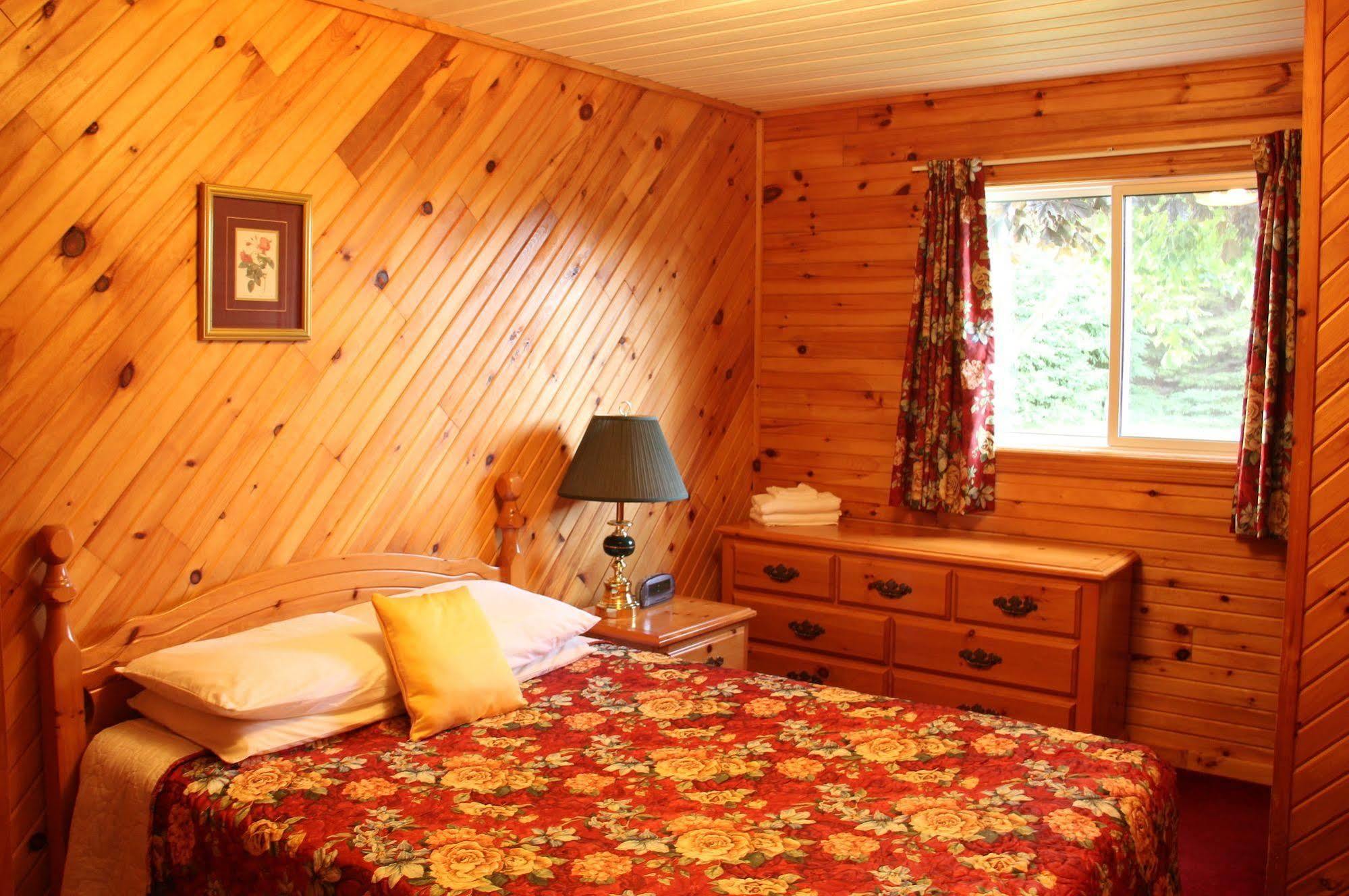 Hidden Acres Cottages Cavendish Luaran gambar